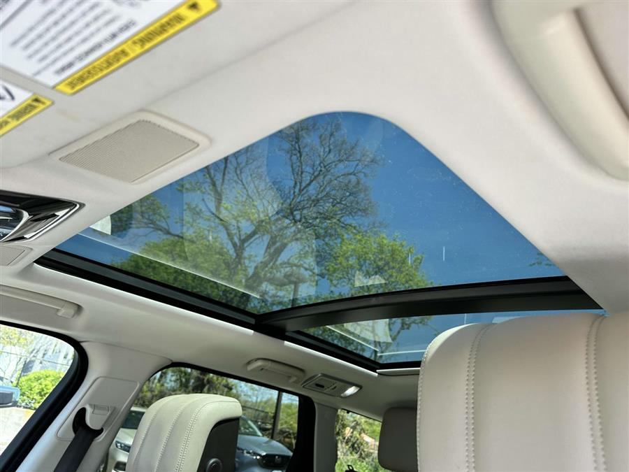 2019 Land Rover Range Rover Sport HSE, available for sale in Patchogue, New York | Baron Supercenter. Patchogue, New York 2019 Land Rover Range Rover Sport HSE, available for sale in Patchogue, New York | Baron Supercenter. Patchogue, New York
