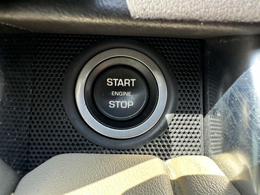 2019 Land Rover Range Rover Sport HSE, available for sale in Patchogue, New York | Baron Supercenter. Patchogue, New York 2019 Land Rover Range Rover Sport HSE, available for sale in Patchogue, New York | Baron Supercenter. Patchogue, New York