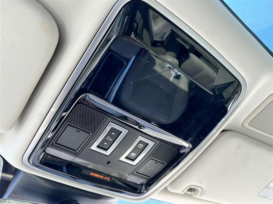 2019 Land Rover Range Rover Sport HSE, available for sale in Patchogue, New York | Baron Supercenter. Patchogue, New York 2019 Land Rover Range Rover Sport HSE, available for sale in Patchogue, New York | Baron Supercenter. Patchogue, New York