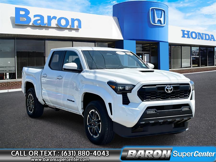 Used 2025 Toyota Tacoma 4wd in Patchogue, New York | Baron Supercenter. Patchogue, New York