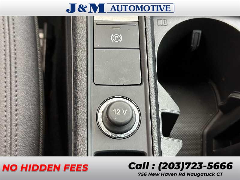 2024 Audi Q3 S line Premium, available for sale in Naugatuck, Connecticut | J&M Automotive Sls&Svc LLC. Naugatuck, Connecticut 2024 Audi Q3 S line Premium, available for sale in Naugatuck, Connecticut | J&M Automotive Sls&Svc LLC. Naugatuck, Connecticut
