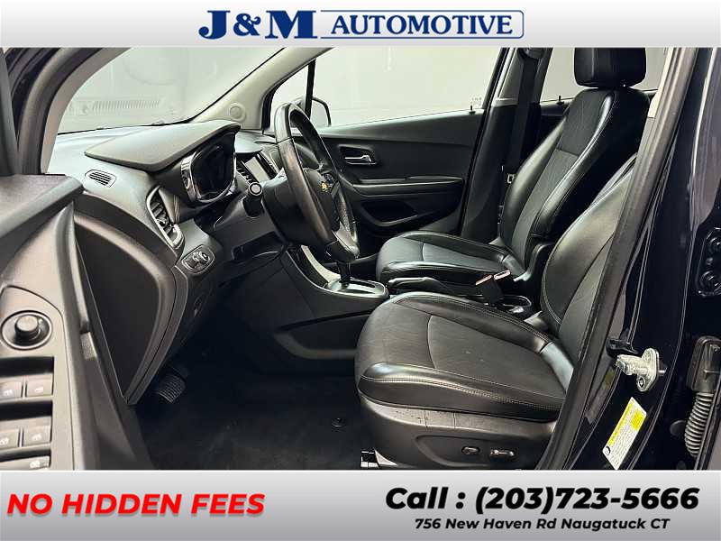 2021 Chevrolet Trax LT, available for sale in Naugatuck, Connecticut | J&M Automotive Sls&Svc LLC. Naugatuck, Connecticut 2021 Chevrolet Trax LT, available for sale in Naugatuck, Connecticut | J&M Automotive Sls&Svc LLC. Naugatuck, Connecticut