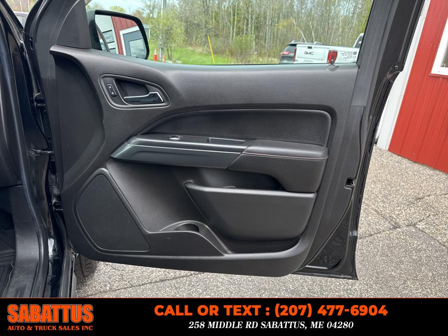 2016 GMC Canyon 4WD Crew Cab 128.3" SLE, available for sale in Sabattus, Maine | Sabattus Auto and Truck Sales Inc. Sabattus, Maine 2016 GMC Canyon 4WD Crew Cab 128.3" SLE, available for sale in Sabattus, Maine | Sabattus Auto and Truck Sales Inc. Sabattus, Maine