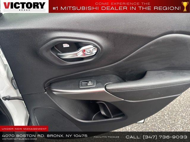 2022 Jeep Cherokee Latitude Lux, available for sale in Floral Park, New York | Shop Auto NY. Floral Park, New York 2022 Jeep Cherokee Latitude Lux, available for sale in Floral Park, New York | Shop Auto NY. Floral Park, New York