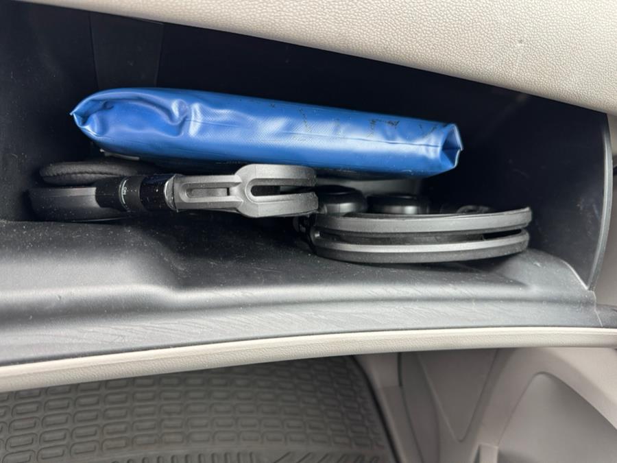 2015 Honda Odyssey 5dr Touring, available for sale in Waterbury, Connecticut | Platinum Auto Care. Waterbury, Connecticut 2015 Honda Odyssey 5dr Touring, available for sale in Waterbury, Connecticut | Platinum Auto Care. Waterbury, Connecticut