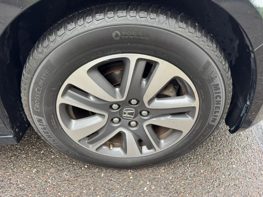 2015 Honda Odyssey 5dr Touring, available for sale in Waterbury, Connecticut | Platinum Auto Care. Waterbury, Connecticut 2015 Honda Odyssey 5dr Touring, available for sale in Waterbury, Connecticut | Platinum Auto Care. Waterbury, Connecticut