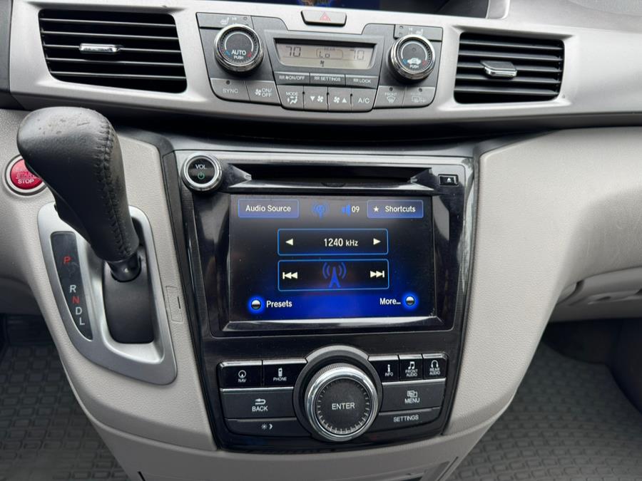 2015 Honda Odyssey 5dr Touring, available for sale in Waterbury, Connecticut | Platinum Auto Care. Waterbury, Connecticut 2015 Honda Odyssey 5dr Touring, available for sale in Waterbury, Connecticut | Platinum Auto Care. Waterbury, Connecticut