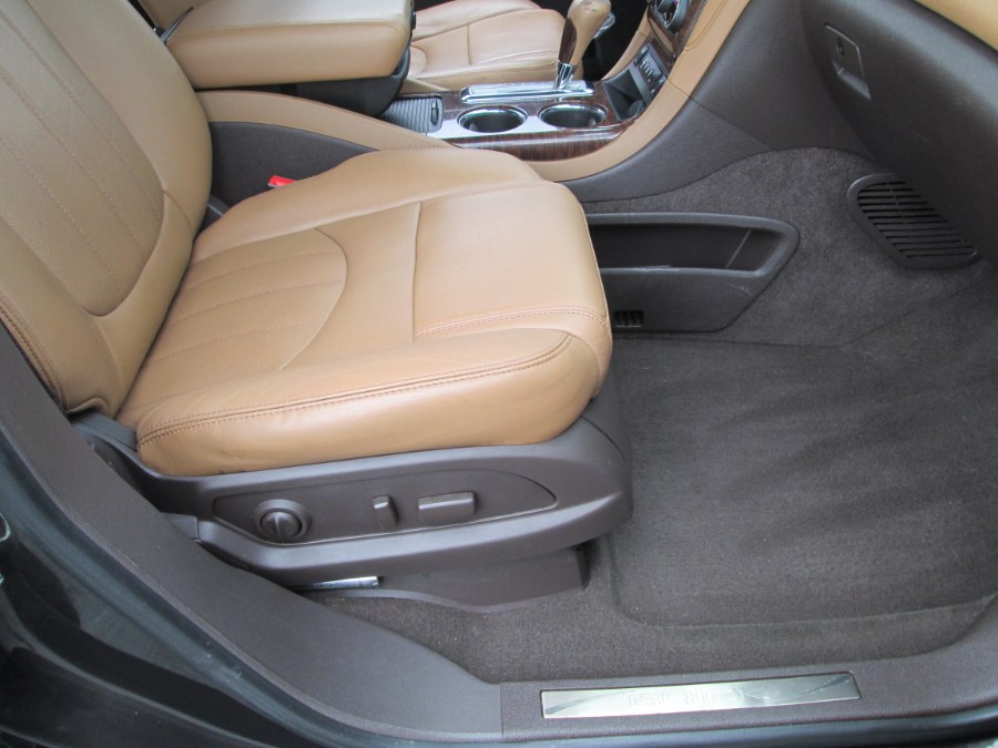2014 Buick Enclave AWD 4dr Leather, available for sale in Levittown, Pennsylvania | Levittown Auto. Levittown, Pennsylvania 2014 Buick Enclave AWD 4dr Leather, available for sale in Levittown, Pennsylvania | Levittown Auto. Levittown, Pennsylvania