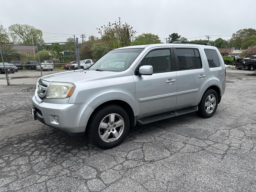 2010 Honda Pilot 4WD 4dr EX-L w/RES, available for sale in Milford, Connecticut | Dealertown Auto Wholesalers. Milford, Connecticut 2010 Honda Pilot 4WD 4dr EX-L w/RES, available for sale in Milford, Connecticut | Dealertown Auto Wholesalers. Milford, Connecticut