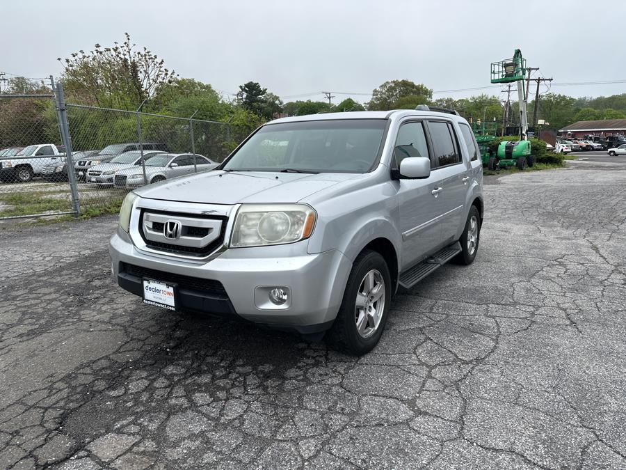 2010 Honda Pilot 4WD 4dr EX-L w/RES, available for sale in Milford, Connecticut | Dealertown Auto Wholesalers. Milford, Connecticut 2010 Honda Pilot 4WD 4dr EX-L w/RES, available for sale in Milford, Connecticut | Dealertown Auto Wholesalers. Milford, Connecticut