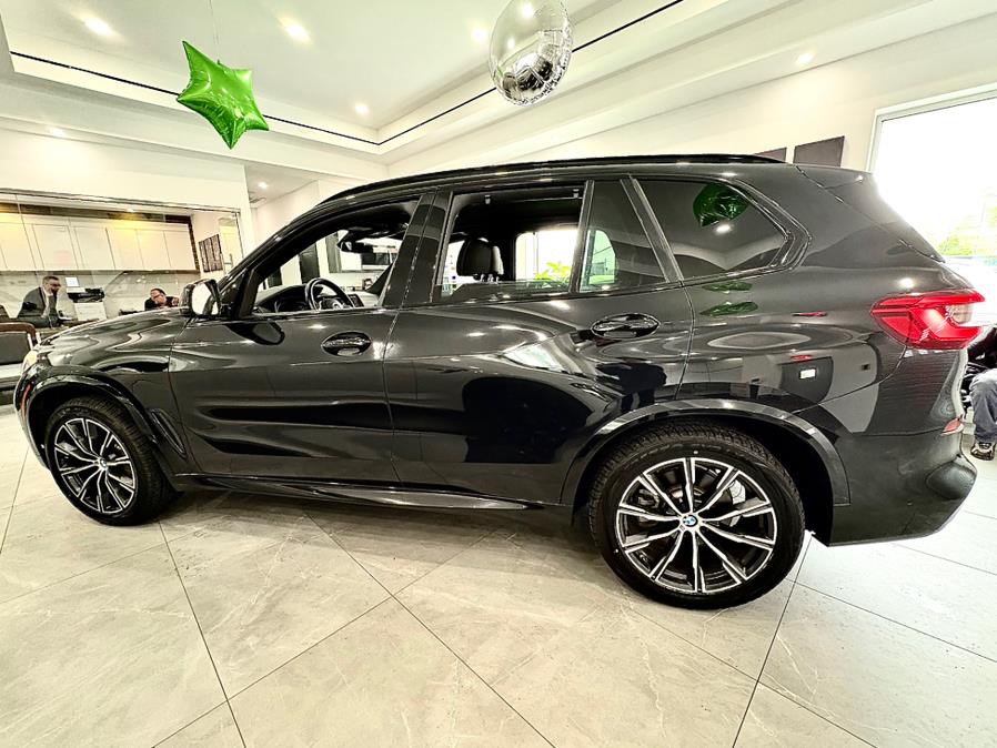 2019 BMW X5 xDrive40i Sports Activity Vehicle, available for sale in Franklin Square, New York | Luxury Motor Club. Franklin Square, New York 2019 BMW X5 xDrive40i Sports Activity Vehicle, available for sale in Franklin Square, New York | Luxury Motor Club. Franklin Square, New York