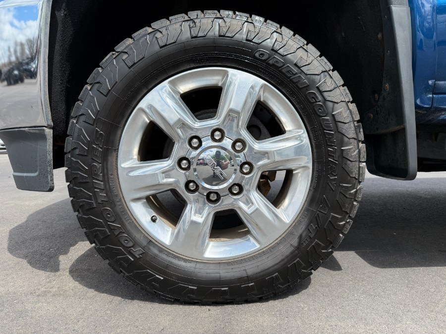 2017 GMC Sierra 2500HD 4WD Crew Cab 153.7" SLE, available for sale in Ortonville, Michigan | Marsh Auto Sales LLC. Ortonville, Michigan 2017 GMC Sierra 2500HD 4WD Crew Cab 153.7" SLE, available for sale in Ortonville, Michigan | Marsh Auto Sales LLC. Ortonville, Michigan