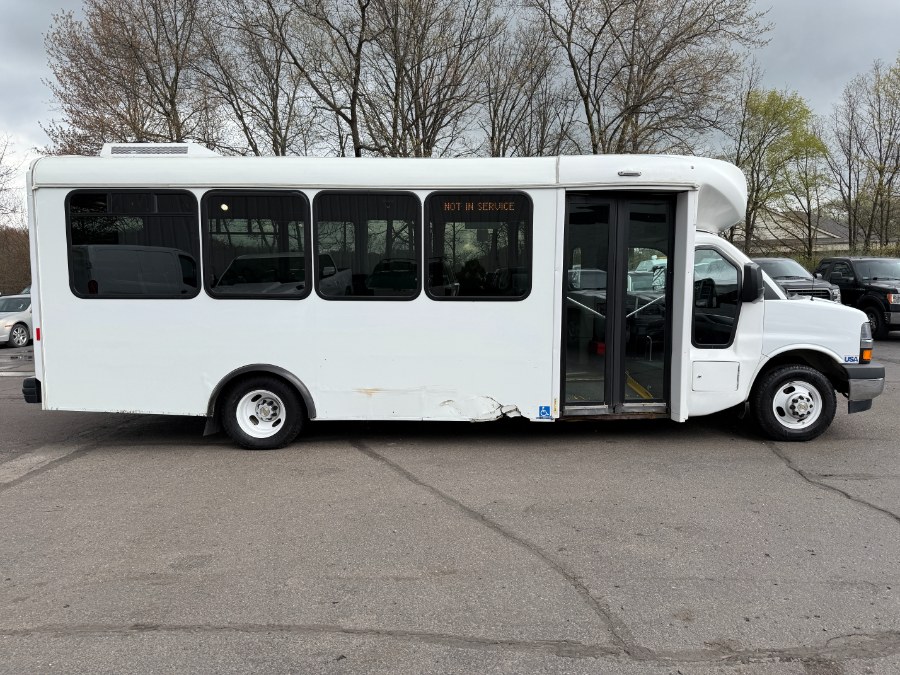 2017 Chevrolet Express Commercial Cutaway 4500 Van 159", available for sale in Ortonville, Michigan | Marsh Auto Sales LLC. Ortonville, Michigan 2017 Chevrolet Express Commercial Cutaway 4500 Van 159", available for sale in Ortonville, Michigan | Marsh Auto Sales LLC. Ortonville, Michigan