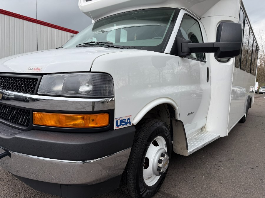 2017 Chevrolet Express Commercial Cutaway 4500 Van 159", available for sale in Ortonville, Michigan | Marsh Auto Sales LLC. Ortonville, Michigan 2017 Chevrolet Express Commercial Cutaway 4500 Van 159", available for sale in Ortonville, Michigan | Marsh Auto Sales LLC. Ortonville, Michigan