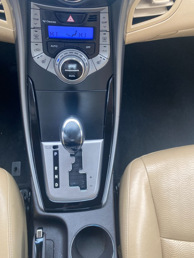 2013 Hyundai Elantra 4dr Sdn Auto Limited, available for sale in Middle Village, New York | Middle Village Motors . Middle Village, New York 2013 Hyundai Elantra 4dr Sdn Auto Limited, available for sale in Middle Village, New York | Middle Village Motors . Middle Village, New York