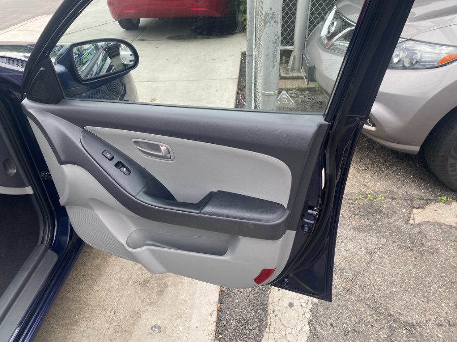2009 Hyundai Elantra 4dr Sdn Auto GLS PZEV, available for sale in Middle Village, New York | Middle Village Motors . Middle Village, New York 2009 Hyundai Elantra 4dr Sdn Auto GLS PZEV, available for sale in Middle Village, New York | Middle Village Motors . Middle Village, New York