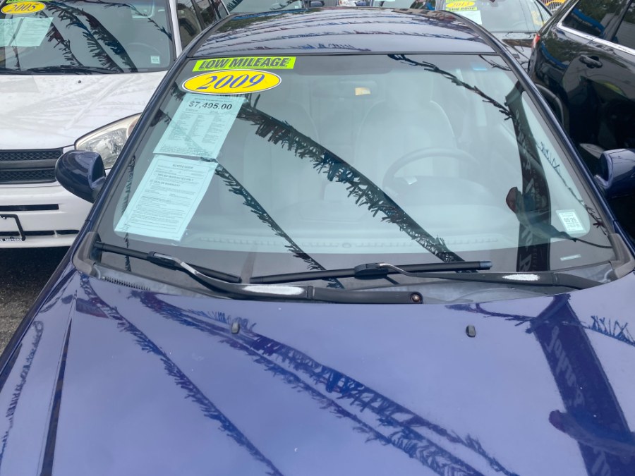 2009 Hyundai Elantra 4dr Sdn Auto GLS PZEV, available for sale in Middle Village, New York | Middle Village Motors . Middle Village, New York 2009 Hyundai Elantra 4dr Sdn Auto GLS PZEV, available for sale in Middle Village, New York | Middle Village Motors . Middle Village, New York