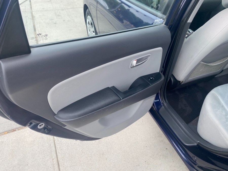 2009 Hyundai Elantra 4dr Sdn Auto GLS PZEV, available for sale in Middle Village, New York | Middle Village Motors . Middle Village, New York 2009 Hyundai Elantra 4dr Sdn Auto GLS PZEV, available for sale in Middle Village, New York | Middle Village Motors . Middle Village, New York