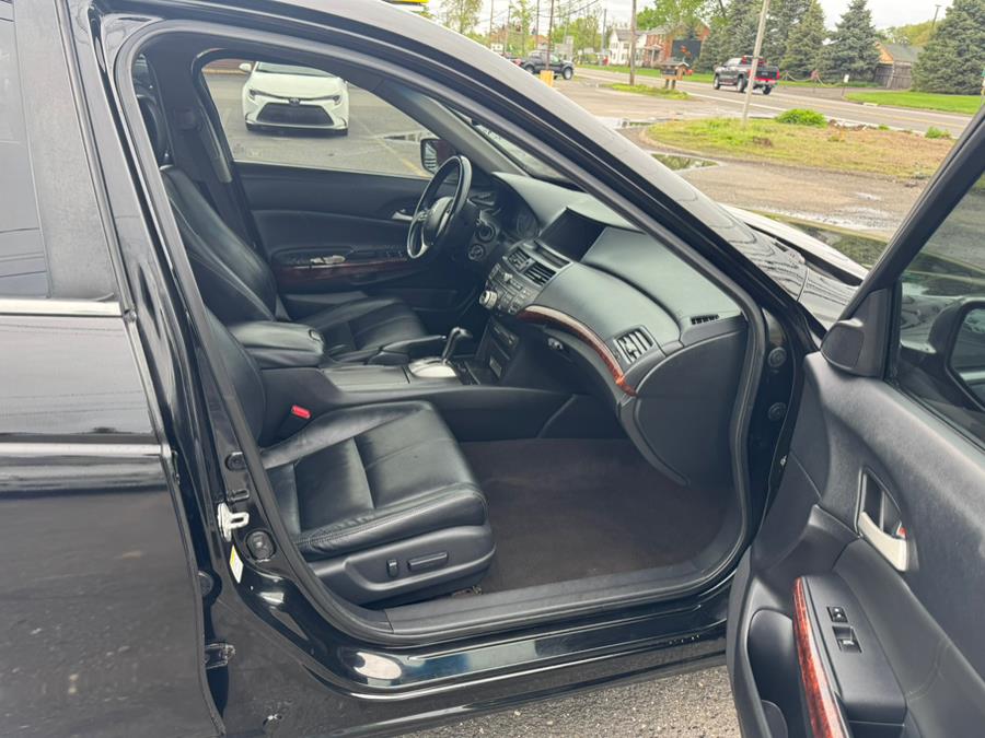 2010 Honda Accord Crosstour 4WD 5dr EX-L w/Navi, available for sale in East Windsor, Connecticut | A1 Auto Sale LLC. East Windsor, Connecticut 2010 Honda Accord Crosstour 4WD 5dr EX-L w/Navi, available for sale in East Windsor, Connecticut | A1 Auto Sale LLC. East Windsor, Connecticut