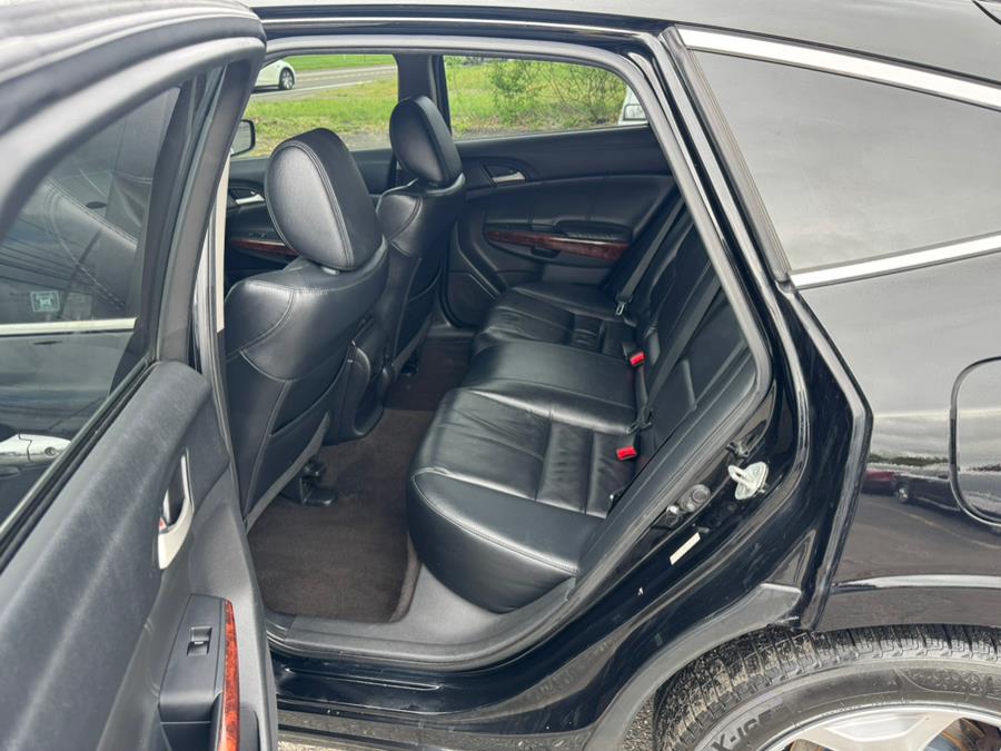 2010 Honda Accord Crosstour 4WD 5dr EX-L w/Navi, available for sale in East Windsor, Connecticut | A1 Auto Sale LLC. East Windsor, Connecticut 2010 Honda Accord Crosstour 4WD 5dr EX-L w/Navi, available for sale in East Windsor, Connecticut | A1 Auto Sale LLC. East Windsor, Connecticut
