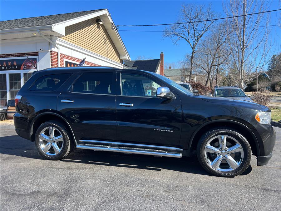 2012 Dodge Durango AWD 4dr Citadel, available for sale in Canton, Connecticut | Lava Motors. Canton, Connecticut 2012 Dodge Durango AWD 4dr Citadel, available for sale in Canton, Connecticut | Lava Motors. Canton, Connecticut
