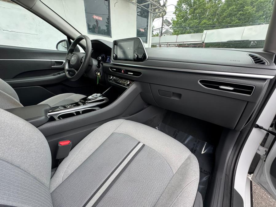 2022 Hyundai Sonata SE 2.5L *Ltd Avail*, available for sale in Newark , New Jersey | Champion Used Auto Sales 2. Newark , New Jersey 2022 Hyundai Sonata SE 2.5L *Ltd Avail*, available for sale in Newark , New Jersey | Champion Used Auto Sales 2. Newark , New Jersey