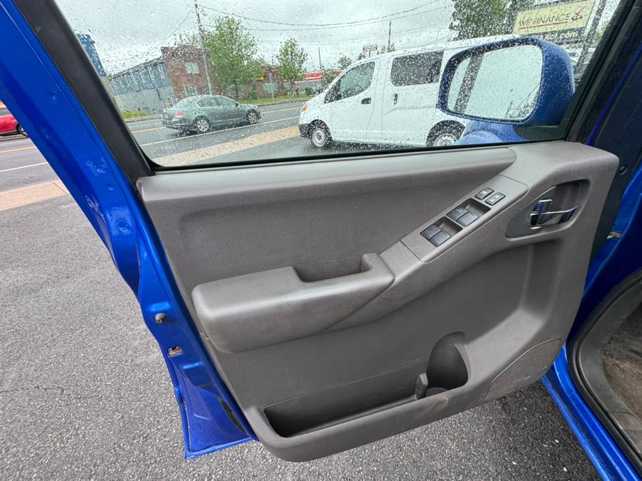 2014 Nissan Frontier 4WD Crew Cab SWB Auto S, available for sale in West Hartford, Connecticut | AutoMax. West Hartford, Connecticut 2014 Nissan Frontier 4WD Crew Cab SWB Auto S, available for sale in West Hartford, Connecticut | AutoMax. West Hartford, Connecticut