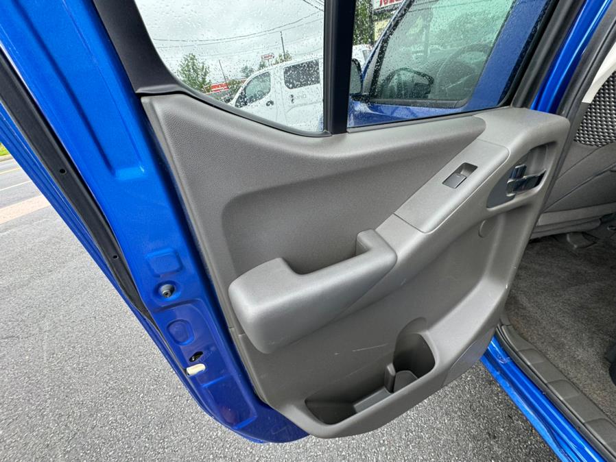 2014 Nissan Frontier 4WD Crew Cab SWB Auto S, available for sale in West Hartford, Connecticut | AutoMax. West Hartford, Connecticut 2014 Nissan Frontier 4WD Crew Cab SWB Auto S, available for sale in West Hartford, Connecticut | AutoMax. West Hartford, Connecticut