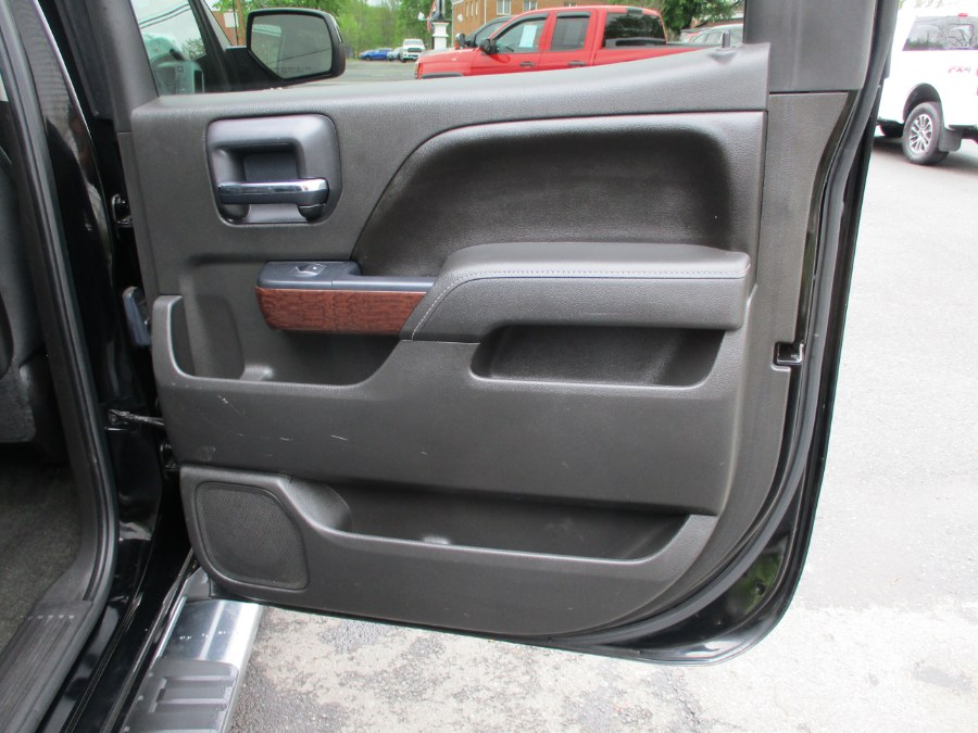 2015 GMC Sierra 1500 4WD Crew Cab 143.5" SLE, available for sale in Suffield, Connecticut | Suffield Auto LLC. Suffield, Connecticut 2015 GMC Sierra 1500 4WD Crew Cab 143.5" SLE, available for sale in Suffield, Connecticut | Suffield Auto LLC. Suffield, Connecticut