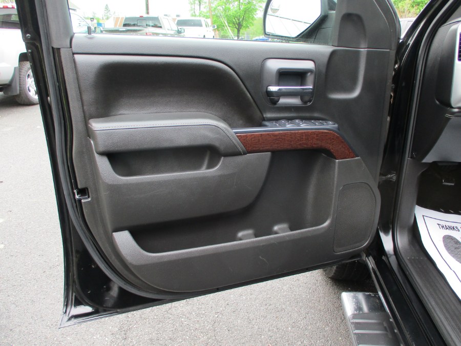 2015 GMC Sierra 1500 4WD Crew Cab 143.5" SLE, available for sale in Suffield, Connecticut | Suffield Auto LLC. Suffield, Connecticut 2015 GMC Sierra 1500 4WD Crew Cab 143.5" SLE, available for sale in Suffield, Connecticut | Suffield Auto LLC. Suffield, Connecticut