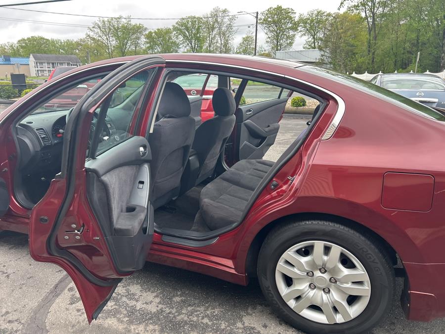 2010 Nissan Altima 4dr Sdn I4 CVT 2.5 SL, available for sale in South Windsor , Connecticut | Ful-line Auto LLC. South Windsor , Connecticut 2010 Nissan Altima 4dr Sdn I4 CVT 2.5 SL, available for sale in South Windsor , Connecticut | Ful-line Auto LLC. South Windsor , Connecticut