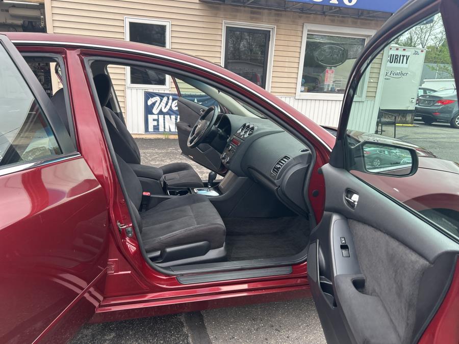 2010 Nissan Altima 4dr Sdn I4 CVT 2.5 SL, available for sale in South Windsor , Connecticut | Ful-line Auto LLC. South Windsor , Connecticut 2010 Nissan Altima 4dr Sdn I4 CVT 2.5 SL, available for sale in South Windsor , Connecticut | Ful-line Auto LLC. South Windsor , Connecticut