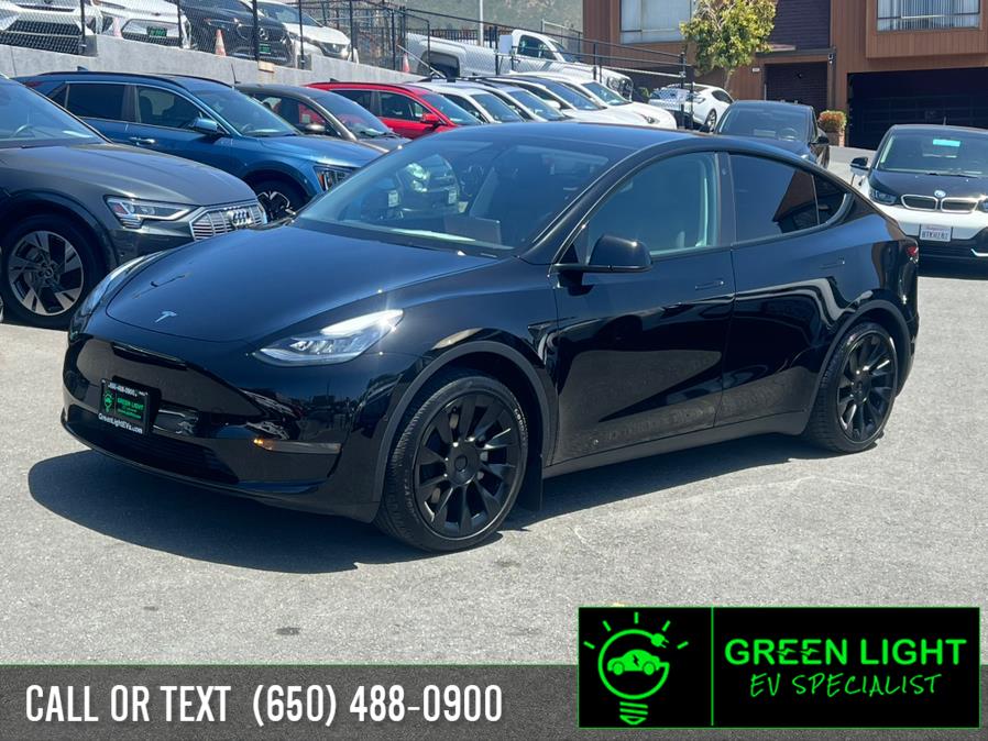 Used 2021 Tesla Model Y in Daly City, California | Green Light Auto Wholesale. Daly City, California