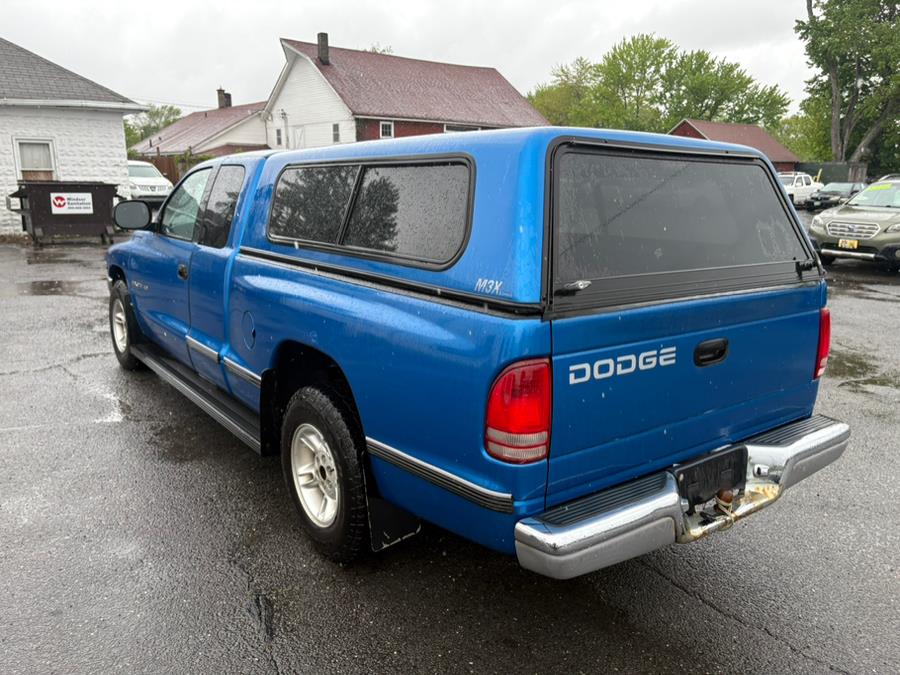 2000 Dodge Dakota Club Cab 131" WB Base, available for sale in East Windsor, Connecticut | CT Car Co LLC. East Windsor, Connecticut 2000 Dodge Dakota Club Cab 131" WB Base, available for sale in East Windsor, Connecticut | CT Car Co LLC. East Windsor, Connecticut