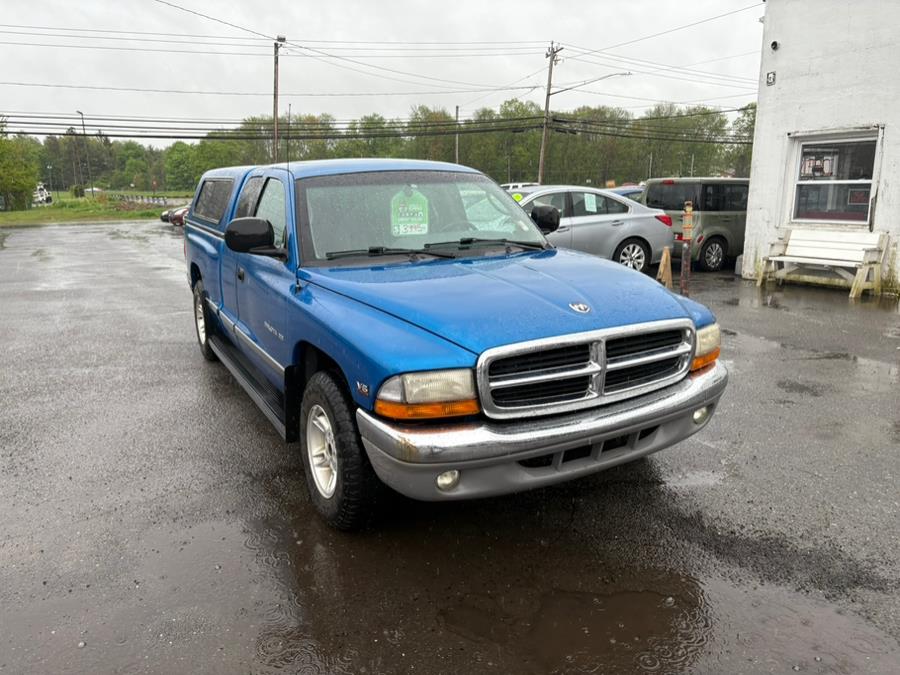 2000 Dodge Dakota Club Cab 131" WB Base, available for sale in East Windsor, Connecticut | CT Car Co LLC. East Windsor, Connecticut 2000 Dodge Dakota Club Cab 131" WB Base, available for sale in East Windsor, Connecticut | CT Car Co LLC. East Windsor, Connecticut