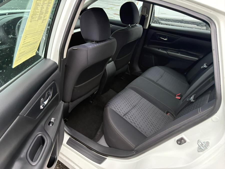 2016 Nissan Altima 4dr Sdn I4 2.5 S, available for sale in East Windsor, Connecticut | CT Car Co LLC. East Windsor, Connecticut 2016 Nissan Altima 4dr Sdn I4 2.5 S, available for sale in East Windsor, Connecticut | CT Car Co LLC. East Windsor, Connecticut