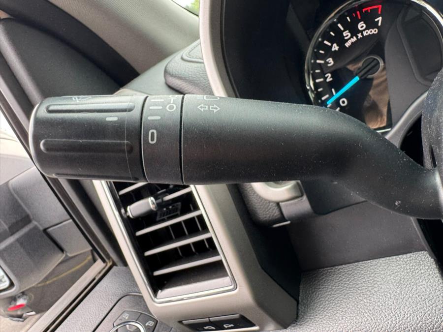 2020 Ford F-150 LARIAT 4WD SuperCrew 5.5'' Box, available for sale in Linden, New Jersey | Champion Auto Sales. Linden, New Jersey 2020 Ford F-150 LARIAT 4WD SuperCrew 5.5'' Box, available for sale in Linden, New Jersey | Champion Auto Sales. Linden, New Jersey
