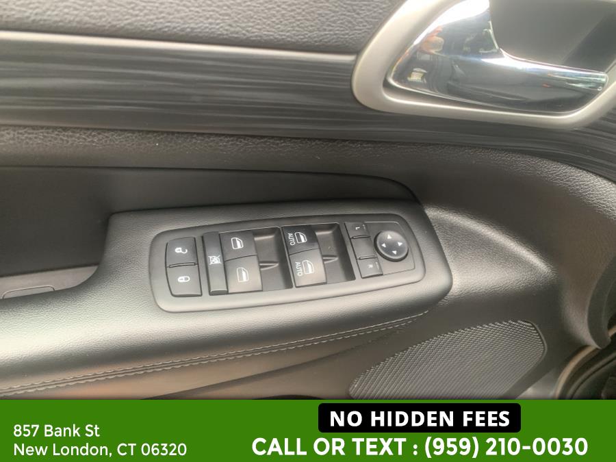 2019 Jeep Grand Cherokee Laredo E 4x4, available for sale in New London, Connecticut | McAvoy Inc dba Town Hill Auto. New London, Connecticut 2019 Jeep Grand Cherokee Laredo E 4x4, available for sale in New London, Connecticut | McAvoy Inc dba Town Hill Auto. New London, Connecticut