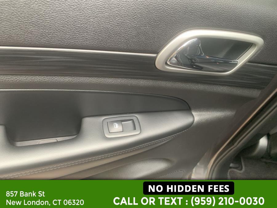 2019 Jeep Grand Cherokee Laredo E 4x4, available for sale in New London, Connecticut | McAvoy Inc dba Town Hill Auto. New London, Connecticut 2019 Jeep Grand Cherokee Laredo E 4x4, available for sale in New London, Connecticut | McAvoy Inc dba Town Hill Auto. New London, Connecticut