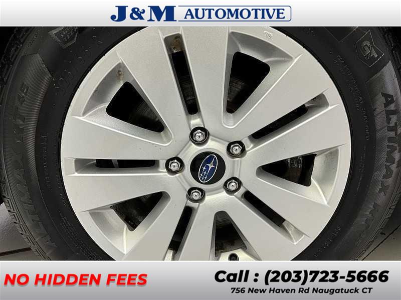 2016 Subaru Outback 2.5i Premium, available for sale in Naugatuck, Connecticut | J&M Automotive Sls&Svc LLC. Naugatuck, Connecticut 2016 Subaru Outback 2.5i Premium, available for sale in Naugatuck, Connecticut | J&M Automotive Sls&Svc LLC. Naugatuck, Connecticut