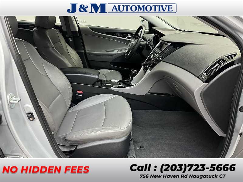 2011 Hyundai Sonata Ltd PZEV, available for sale in Naugatuck, Connecticut | J&M Automotive Sls&Svc LLC. Naugatuck, Connecticut 2011 Hyundai Sonata Ltd PZEV, available for sale in Naugatuck, Connecticut | J&M Automotive Sls&Svc LLC. Naugatuck, Connecticut