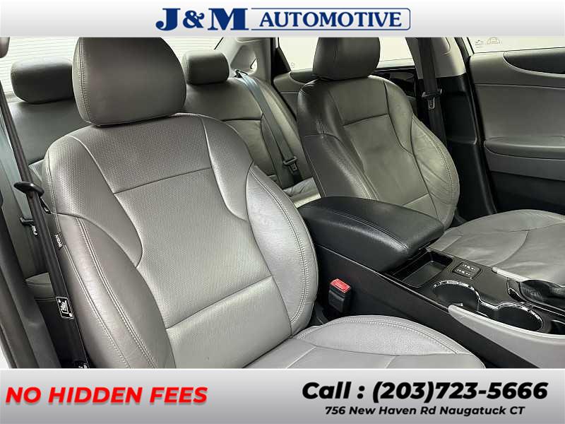 2011 Hyundai Sonata Ltd PZEV, available for sale in Naugatuck, Connecticut | J&M Automotive Sls&Svc LLC. Naugatuck, Connecticut 2011 Hyundai Sonata Ltd PZEV, available for sale in Naugatuck, Connecticut | J&M Automotive Sls&Svc LLC. Naugatuck, Connecticut