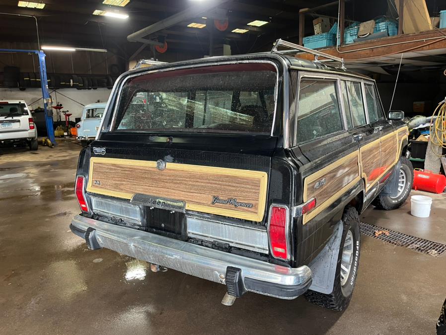 1989 Jeep Grand Wagoneer 4dr Wagon 4WD, available for sale in Naugatuck, Connecticut | Riverside Motorcars, LLC. Naugatuck, Connecticut 1989 Jeep Grand Wagoneer 4dr Wagon 4WD, available for sale in Naugatuck, Connecticut | Riverside Motorcars, LLC. Naugatuck, Connecticut