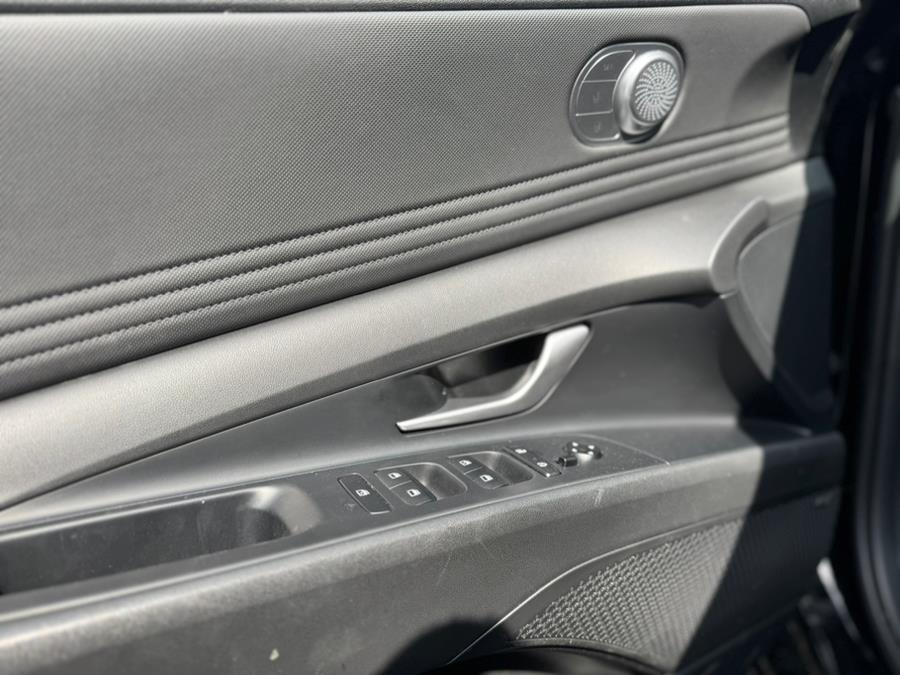 2023 Hyundai Elantra Hybrid Limited DCT, available for sale in BURLINGTON, New Jersey | Tri States Auto Group. BURLINGTON, New Jersey 2023 Hyundai Elantra Hybrid Limited DCT, available for sale in BURLINGTON, New Jersey | Tri States Auto Group. BURLINGTON, New Jersey