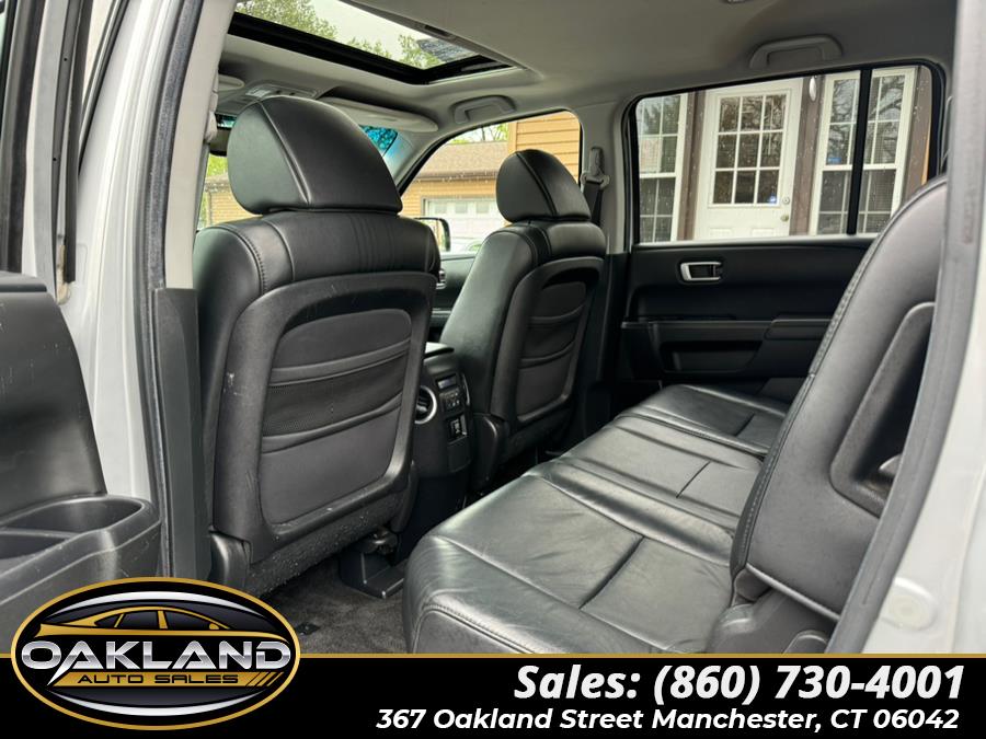 2011 Honda Pilot 4WD 4dr EX-L, available for sale in Manchester, Connecticut | Oakland Auto Sales. Manchester, Connecticut 2011 Honda Pilot 4WD 4dr EX-L, available for sale in Manchester, Connecticut | Oakland Auto Sales. Manchester, Connecticut