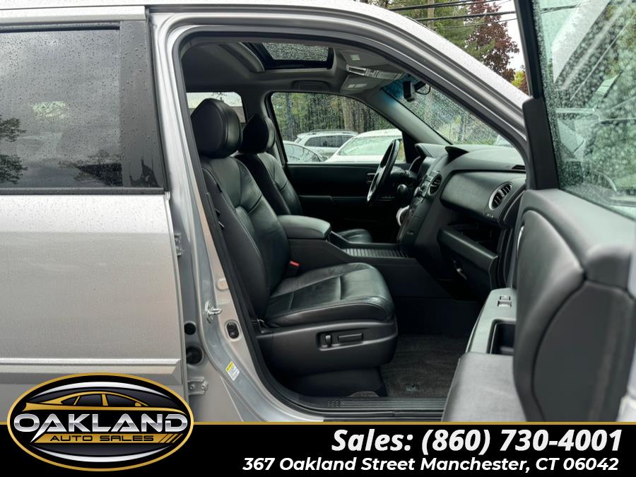 2011 Honda Pilot 4WD 4dr EX-L, available for sale in Manchester, Connecticut | Oakland Auto Sales. Manchester, Connecticut 2011 Honda Pilot 4WD 4dr EX-L, available for sale in Manchester, Connecticut | Oakland Auto Sales. Manchester, Connecticut