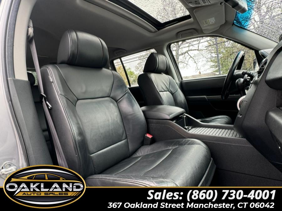 2011 Honda Pilot 4WD 4dr EX-L, available for sale in Manchester, Connecticut | Oakland Auto Sales. Manchester, Connecticut 2011 Honda Pilot 4WD 4dr EX-L, available for sale in Manchester, Connecticut | Oakland Auto Sales. Manchester, Connecticut