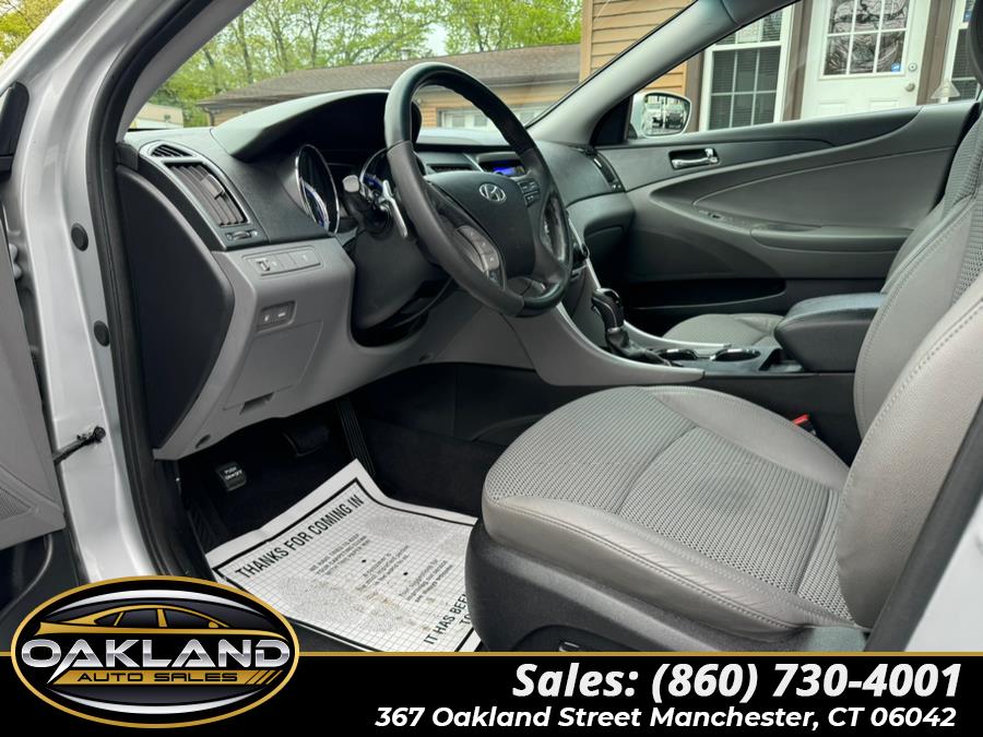 2011 Hyundai Sonata 4dr Sdn 2.4L Auto SE, available for sale in Manchester, Connecticut | Oakland Auto Sales. Manchester, Connecticut 2011 Hyundai Sonata 4dr Sdn 2.4L Auto SE, available for sale in Manchester, Connecticut | Oakland Auto Sales. Manchester, Connecticut