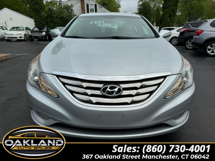 2011 Hyundai Sonata 4dr Sdn 2.4L Auto SE, available for sale in Manchester, Connecticut | Oakland Auto Sales. Manchester, Connecticut 2011 Hyundai Sonata 4dr Sdn 2.4L Auto SE, available for sale in Manchester, Connecticut | Oakland Auto Sales. Manchester, Connecticut