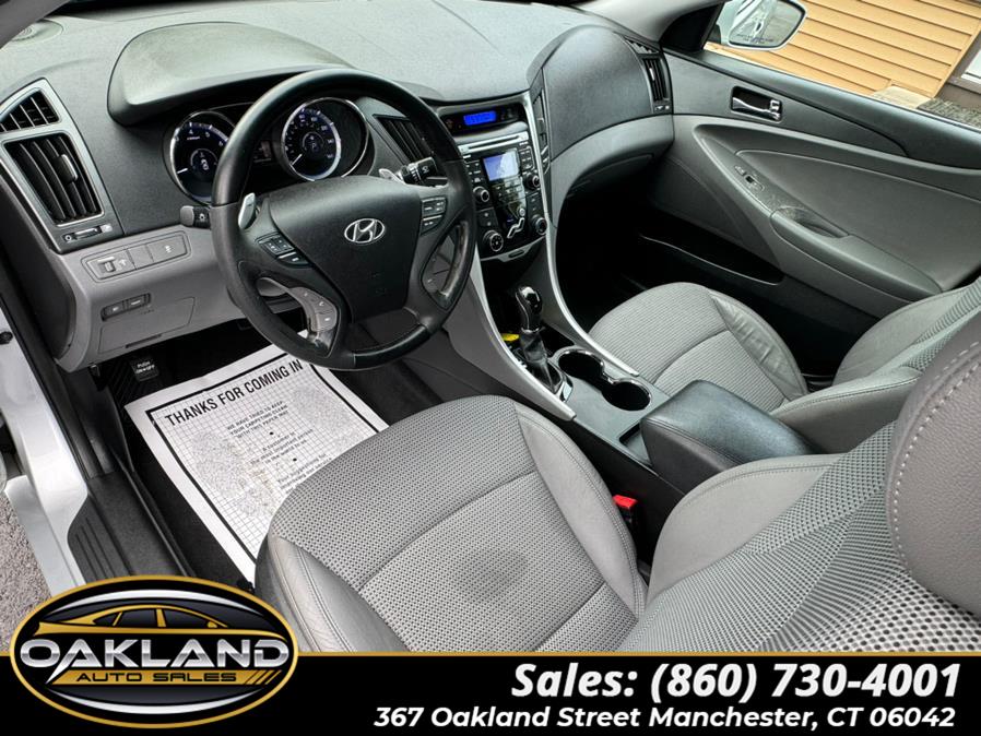 2011 Hyundai Sonata 4dr Sdn 2.4L Auto SE, available for sale in Manchester, Connecticut | Oakland Auto Sales. Manchester, Connecticut 2011 Hyundai Sonata 4dr Sdn 2.4L Auto SE, available for sale in Manchester, Connecticut | Oakland Auto Sales. Manchester, Connecticut